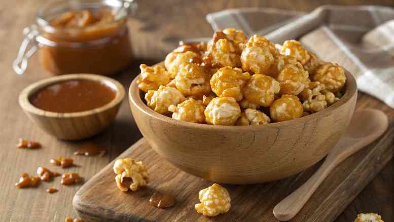 Best Easy Caramel Corn
